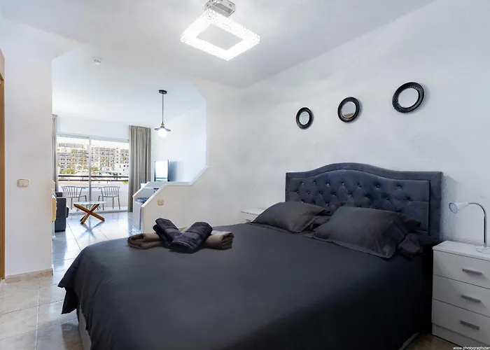 Santa Maria 아데제